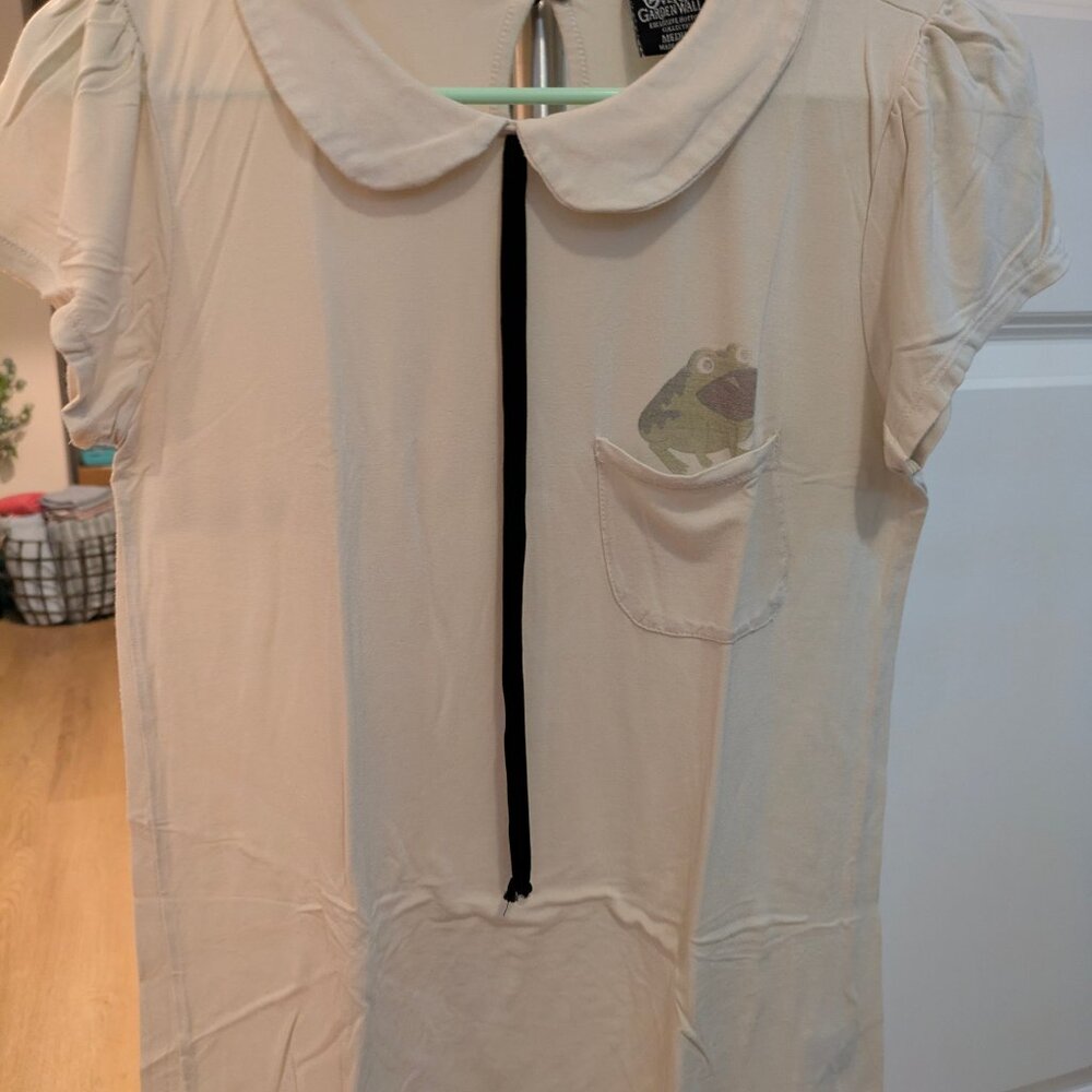 Cute cap sleeve shirt